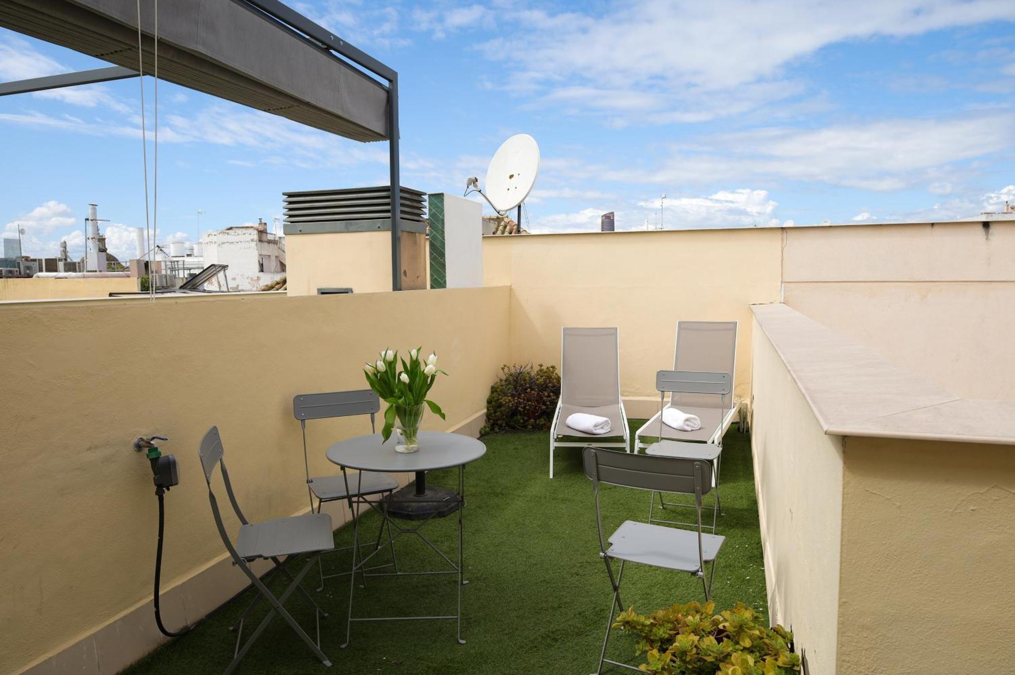Guzman El Bueno Suites Sevilla Eksteriør billede