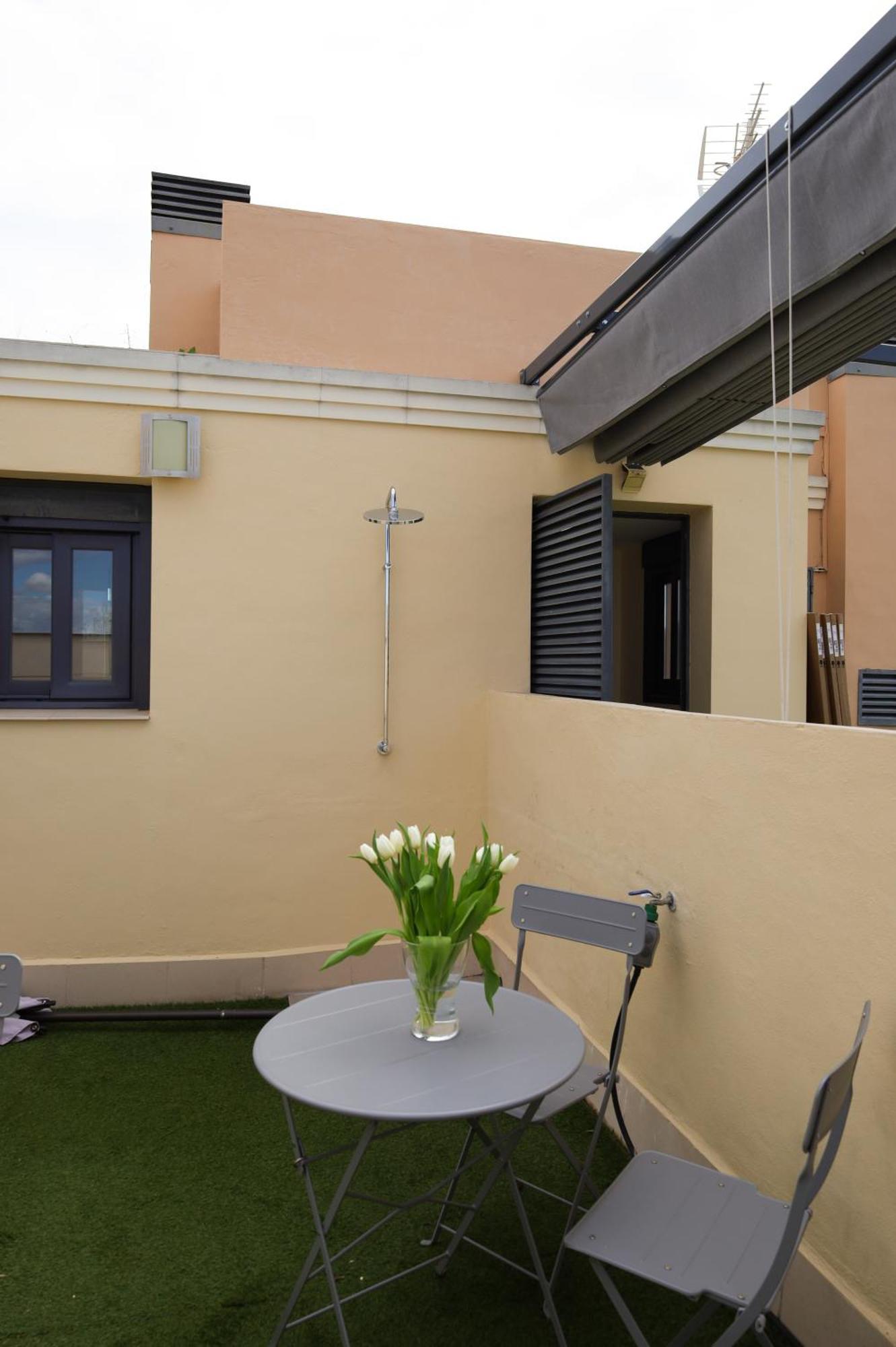 Guzman El Bueno Suites Sevilla Eksteriør billede