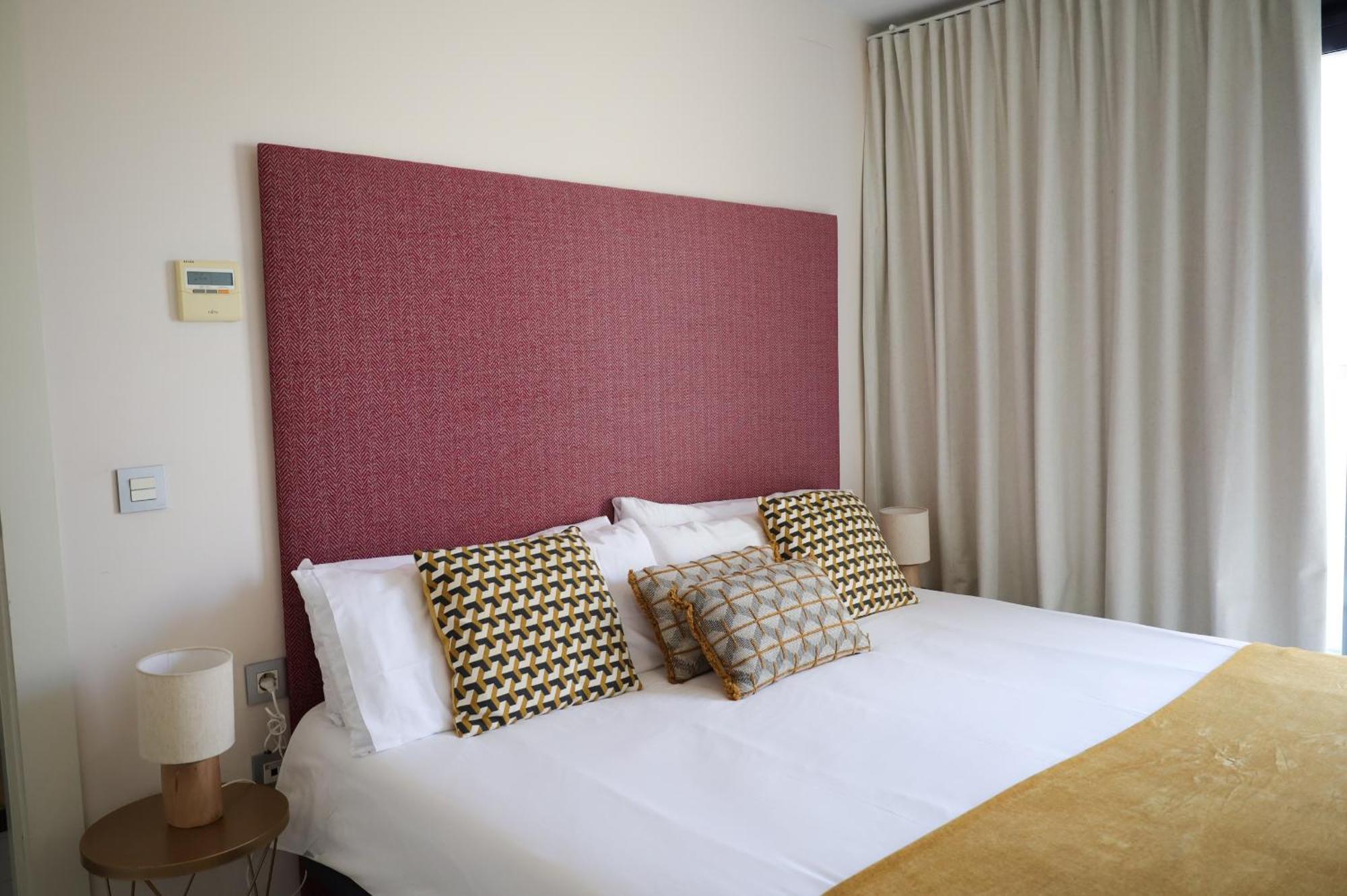 Guzman El Bueno Suites Sevilla Eksteriør billede