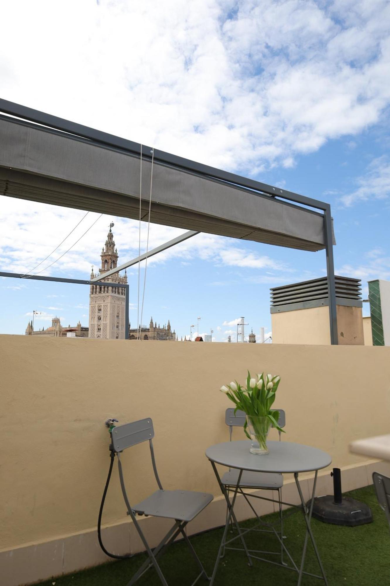 Guzman El Bueno Suites Sevilla Eksteriør billede