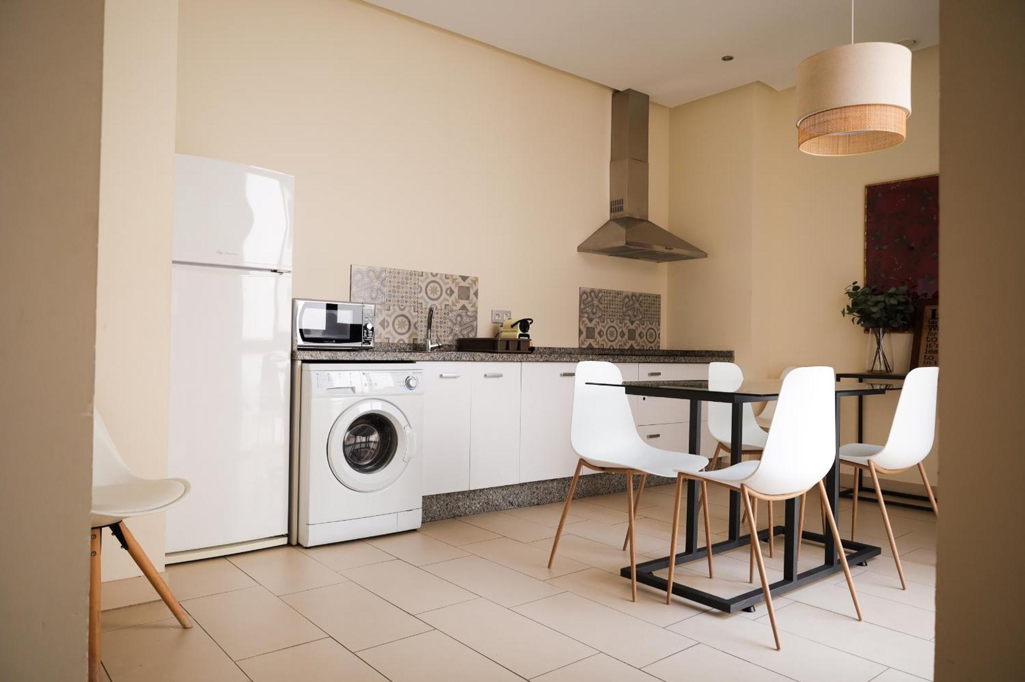 Guzman El Bueno Suites Sevilla Eksteriør billede