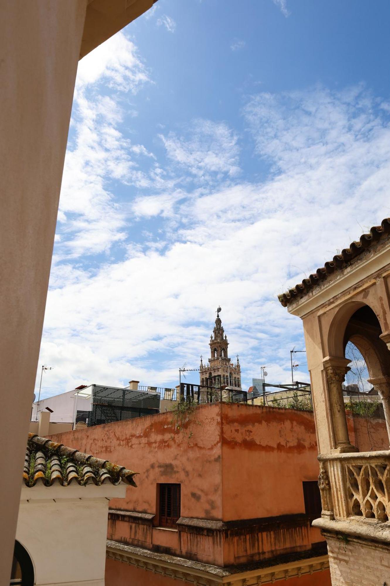 Guzman El Bueno Suites Sevilla Eksteriør billede