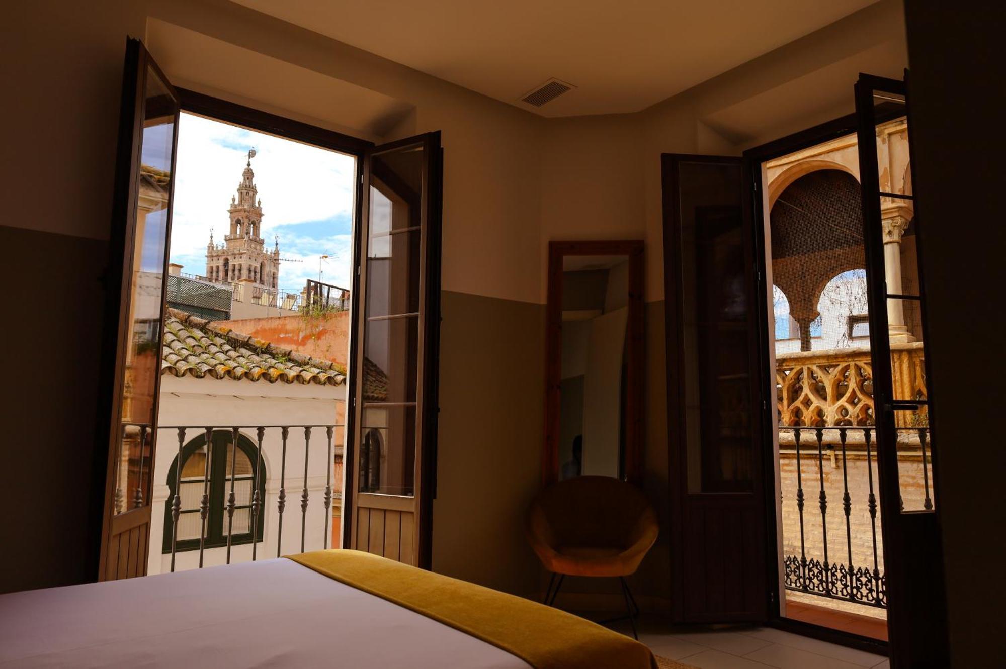 Guzman El Bueno Suites Sevilla Eksteriør billede