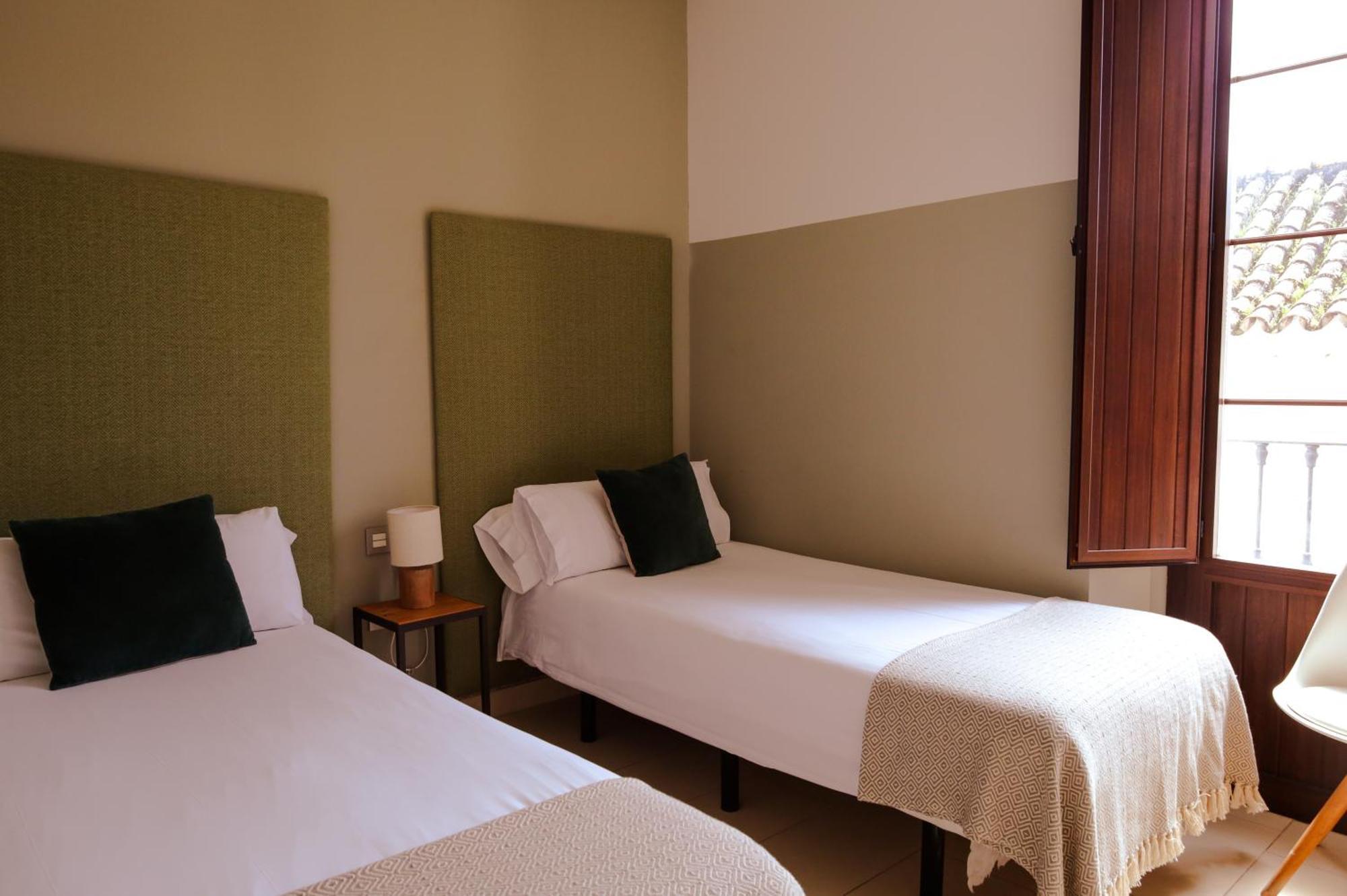 Guzman El Bueno Suites Sevilla Eksteriør billede
