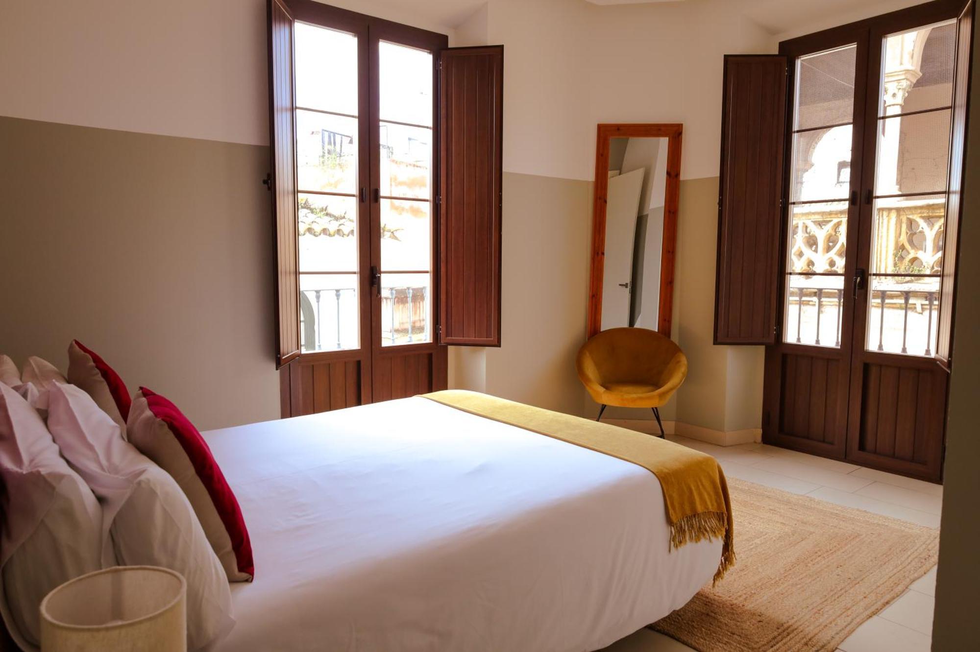 Guzman El Bueno Suites Sevilla Eksteriør billede