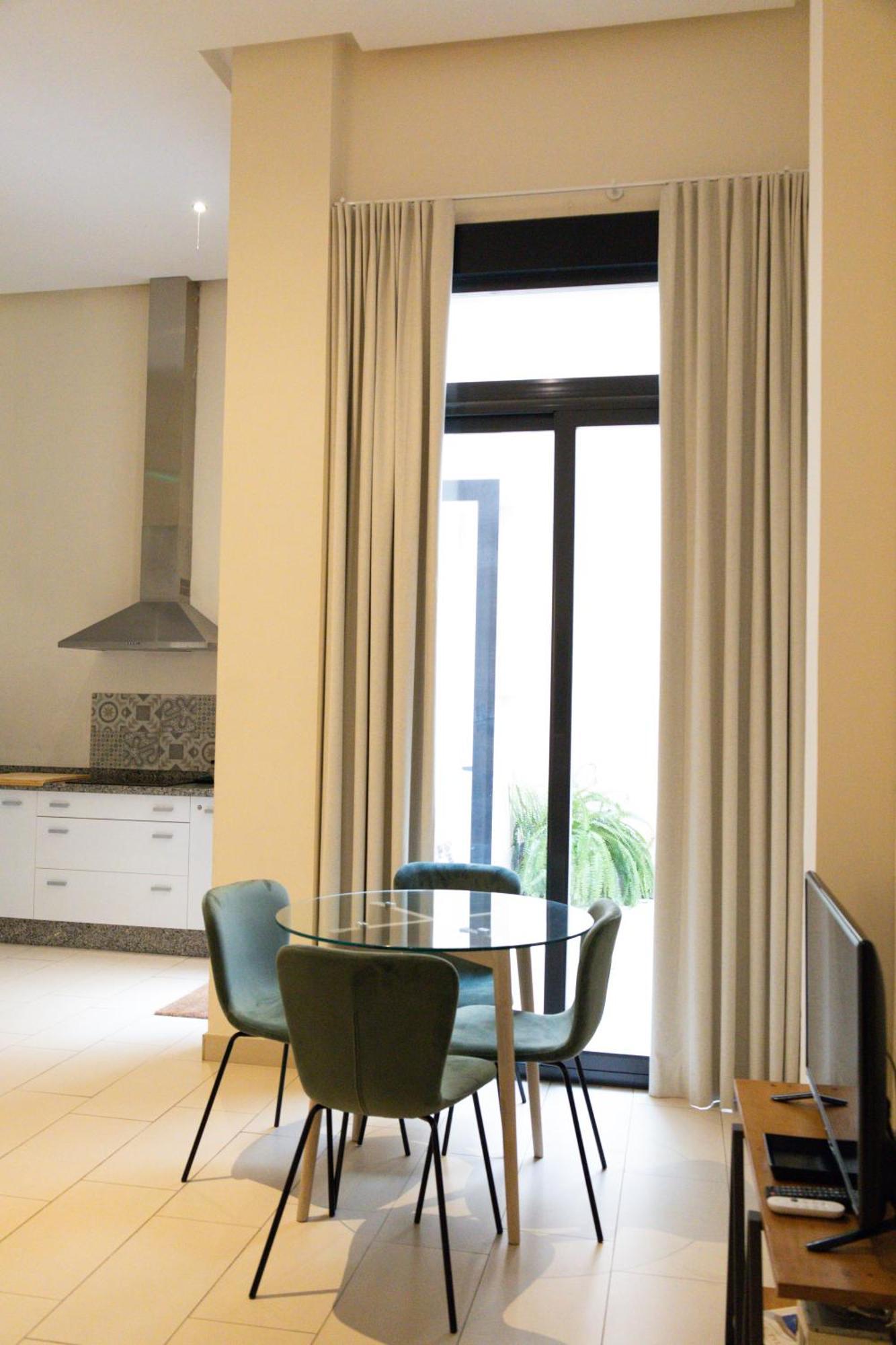 Guzman El Bueno Suites Sevilla Eksteriør billede